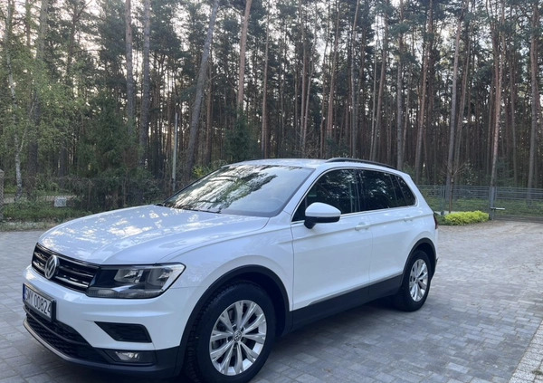 Volkswagen Tiguan cena 79700 przebieg: 198000, rok produkcji 2018 z Zielona Góra małe 667